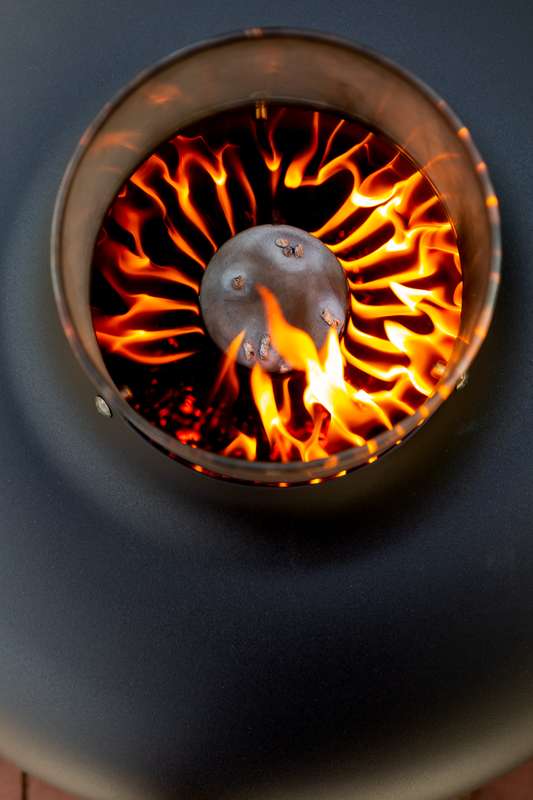 Chauffage de terrasse à trépied